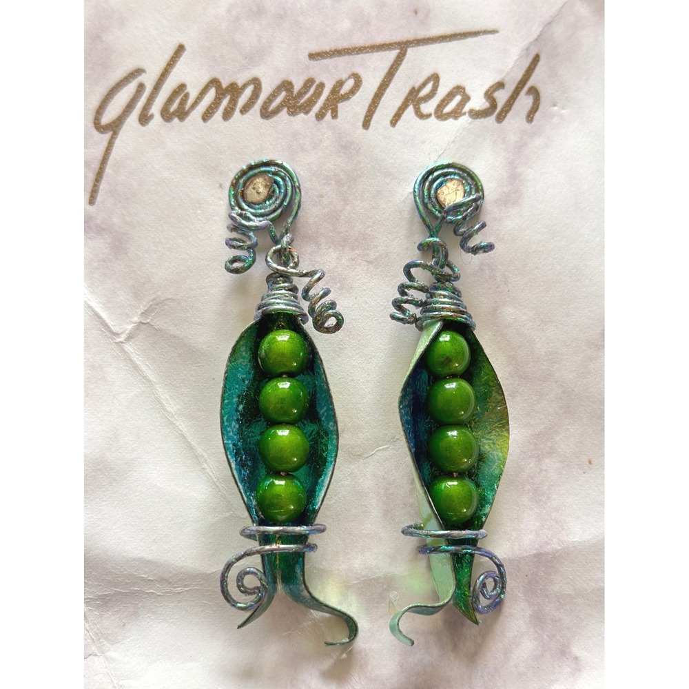 Vintage 80s GlamourTrash Peas in Pod Wire Wrapped Iridescent Green Drop Earrings